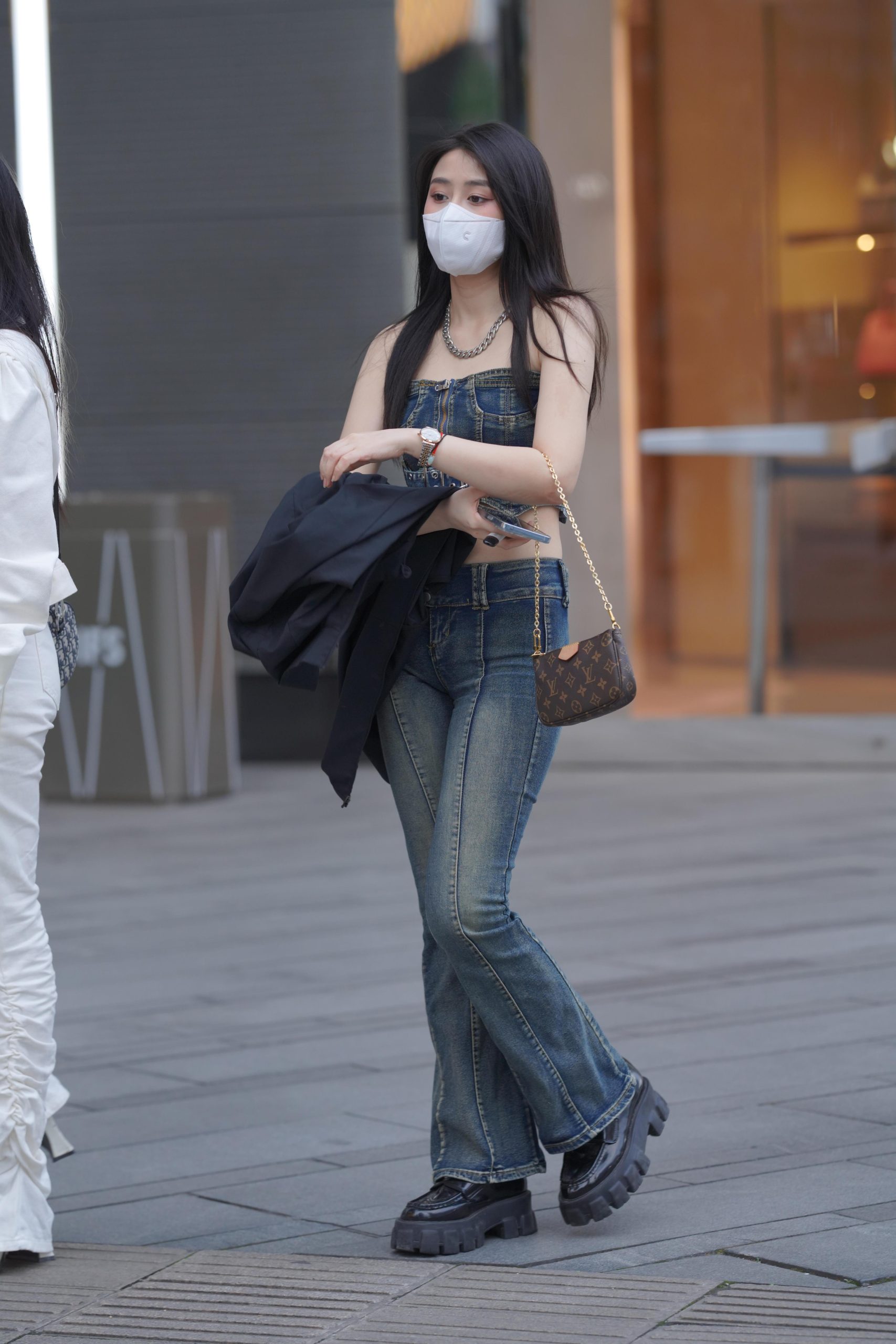 JP231108-66牛仔裤气质美女[66P-851MB]